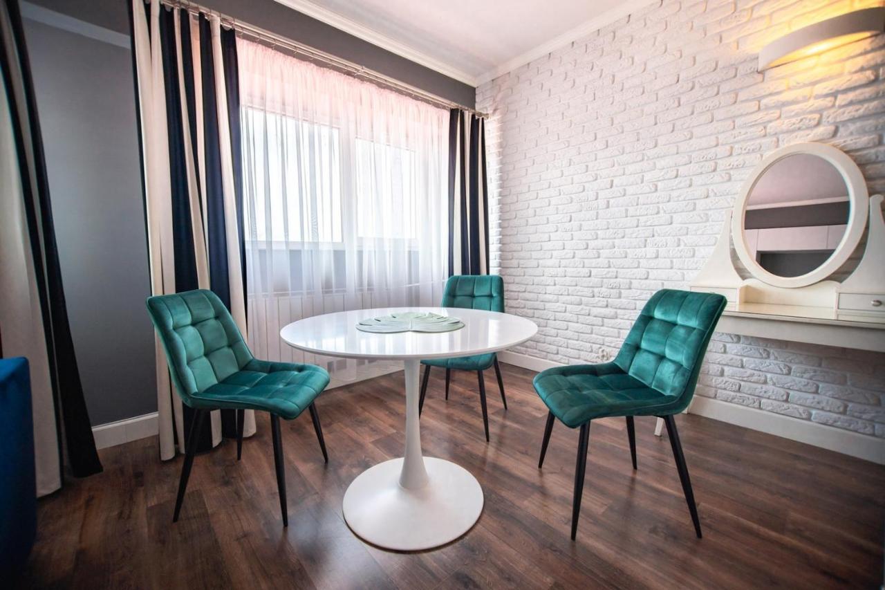Zajazd Tumidaj Brzeznio Exteriér fotografie